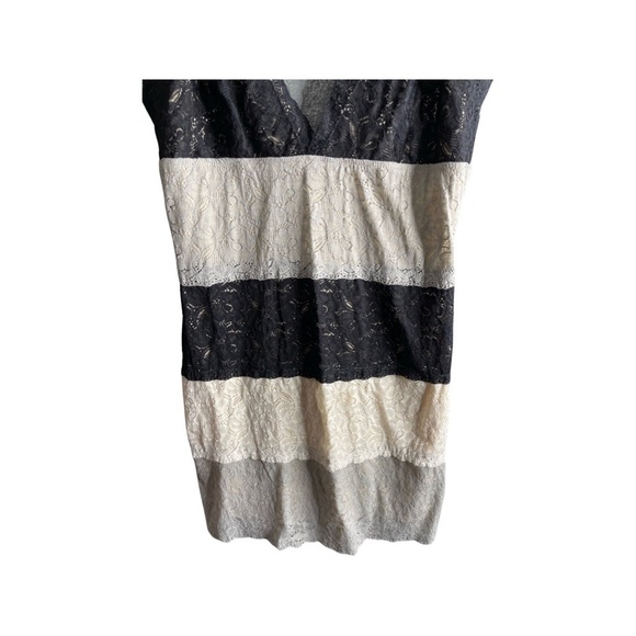 Body Central body con color block lacy dress or long top- adjustable straps L - Picture 3 of 6